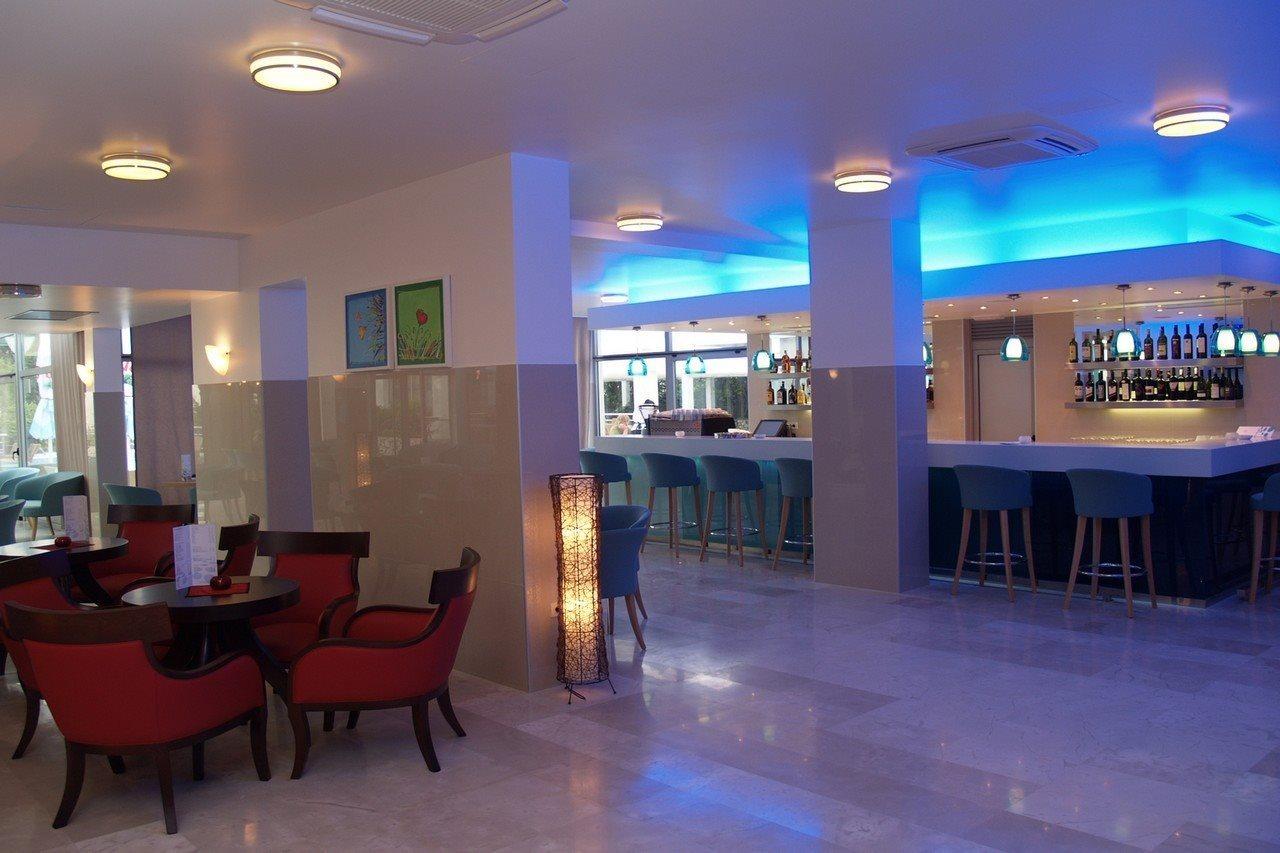 Hotel Quercus Drvenik  Eksteriør bilde