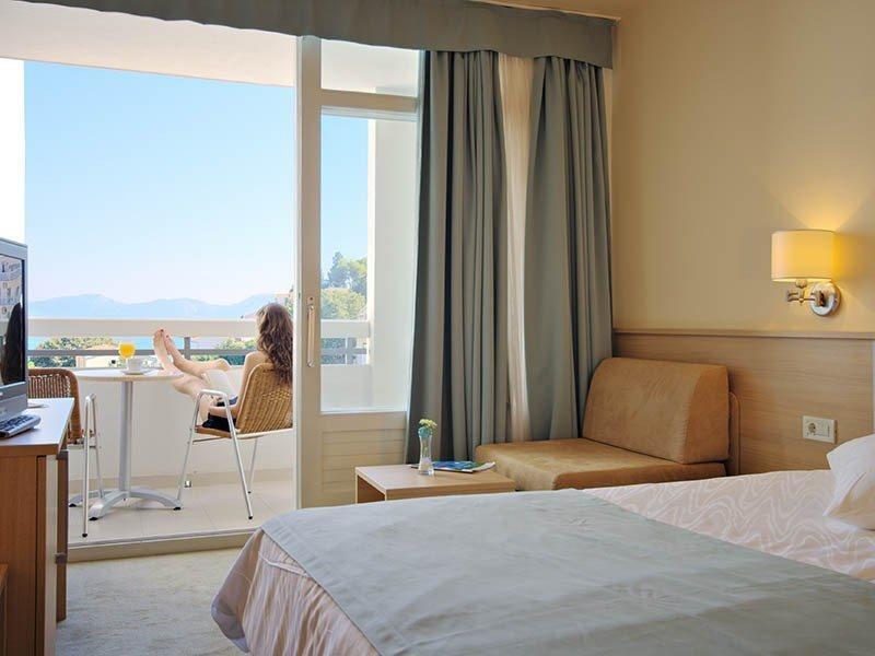 Hotel Quercus Drvenik  Eksteriør bilde